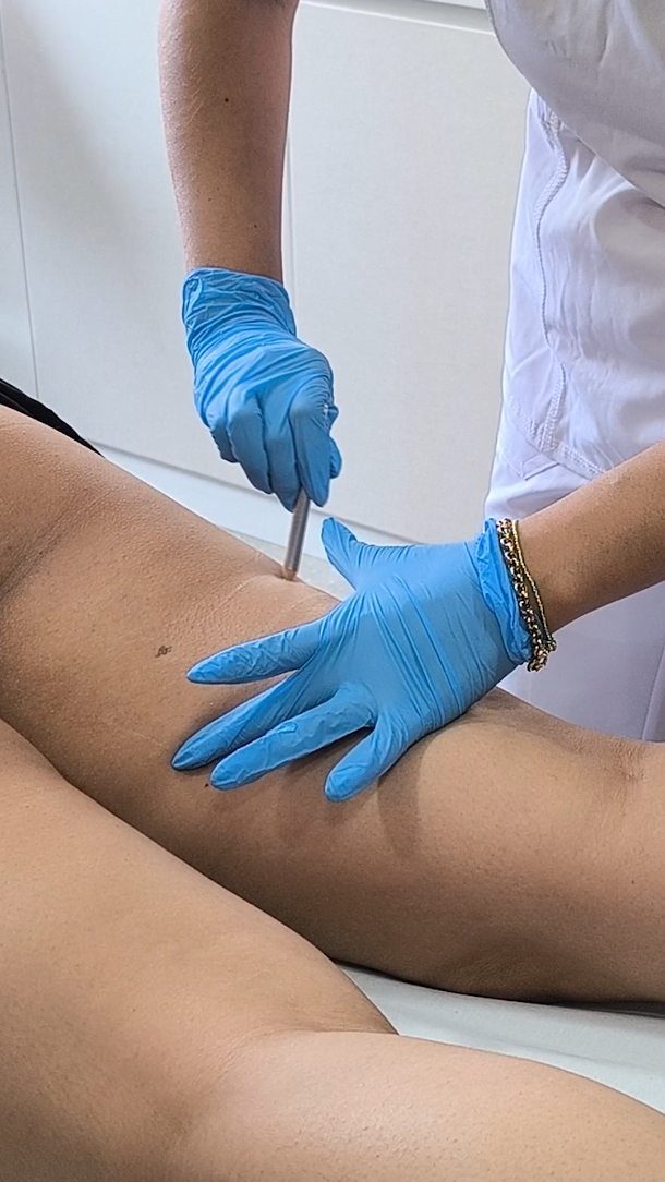 Instagram post from hkpharmaperu. This post is in position 9.